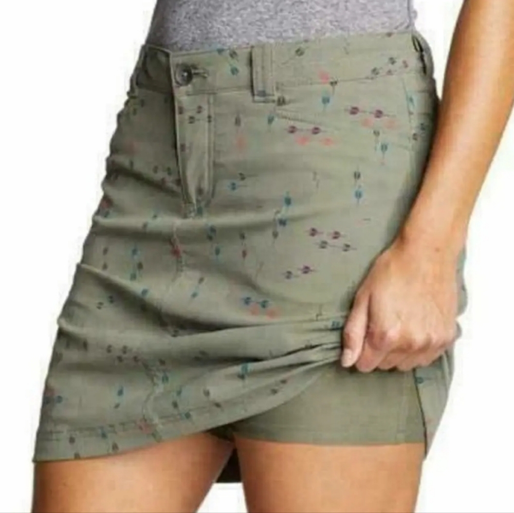 Eddie Bauer adventure 2.0 olive skort size 8 medium